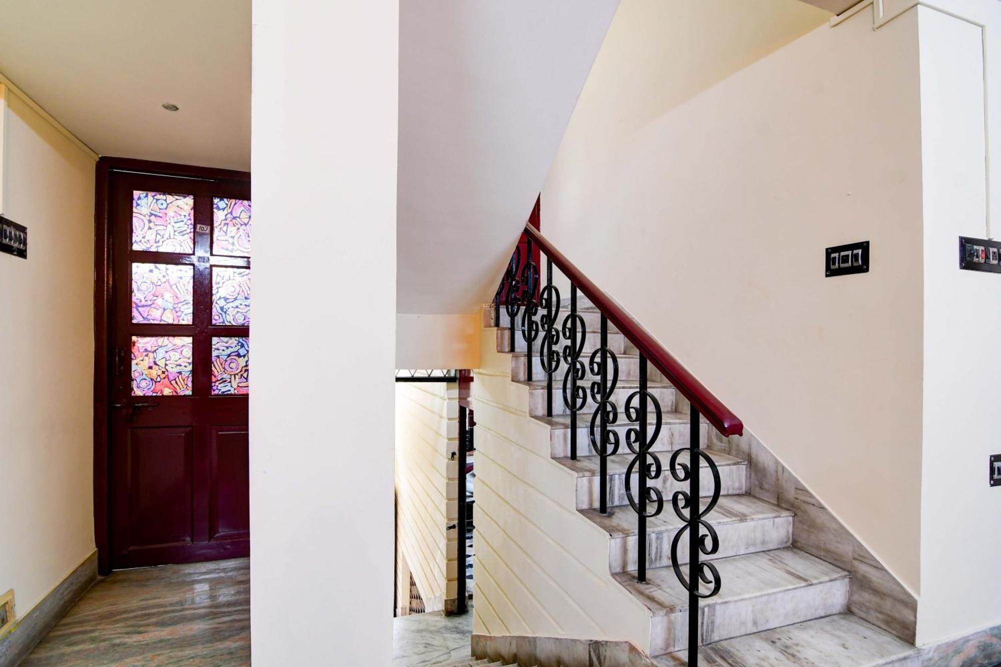 Oyo Simplex Guest House Behala Calcuta Exterior foto