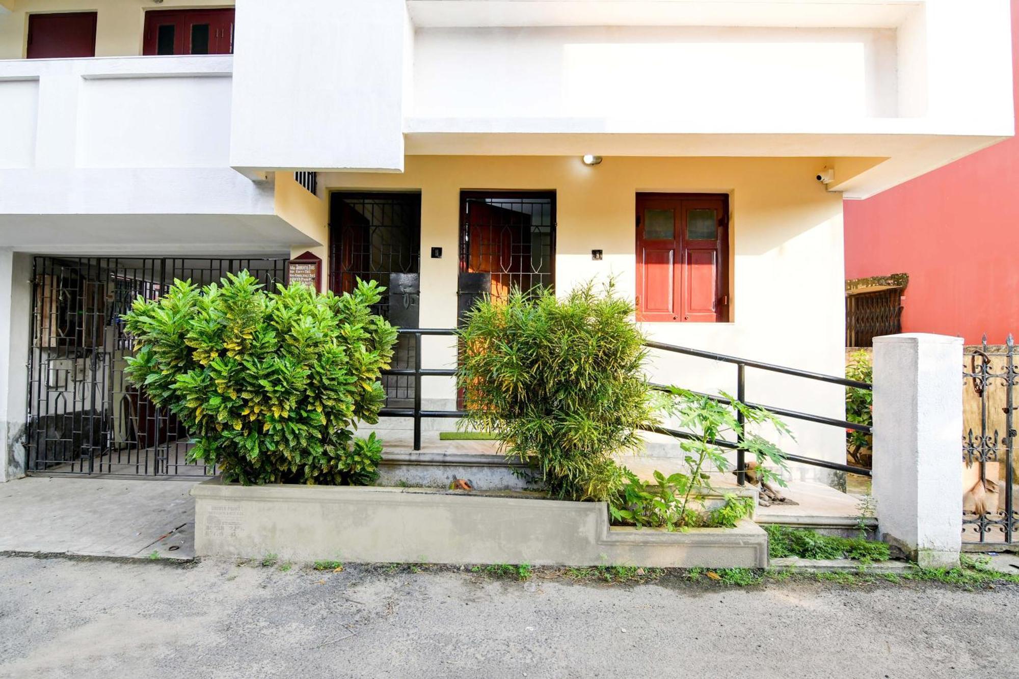Oyo Simplex Guest House Behala Calcuta Exterior foto