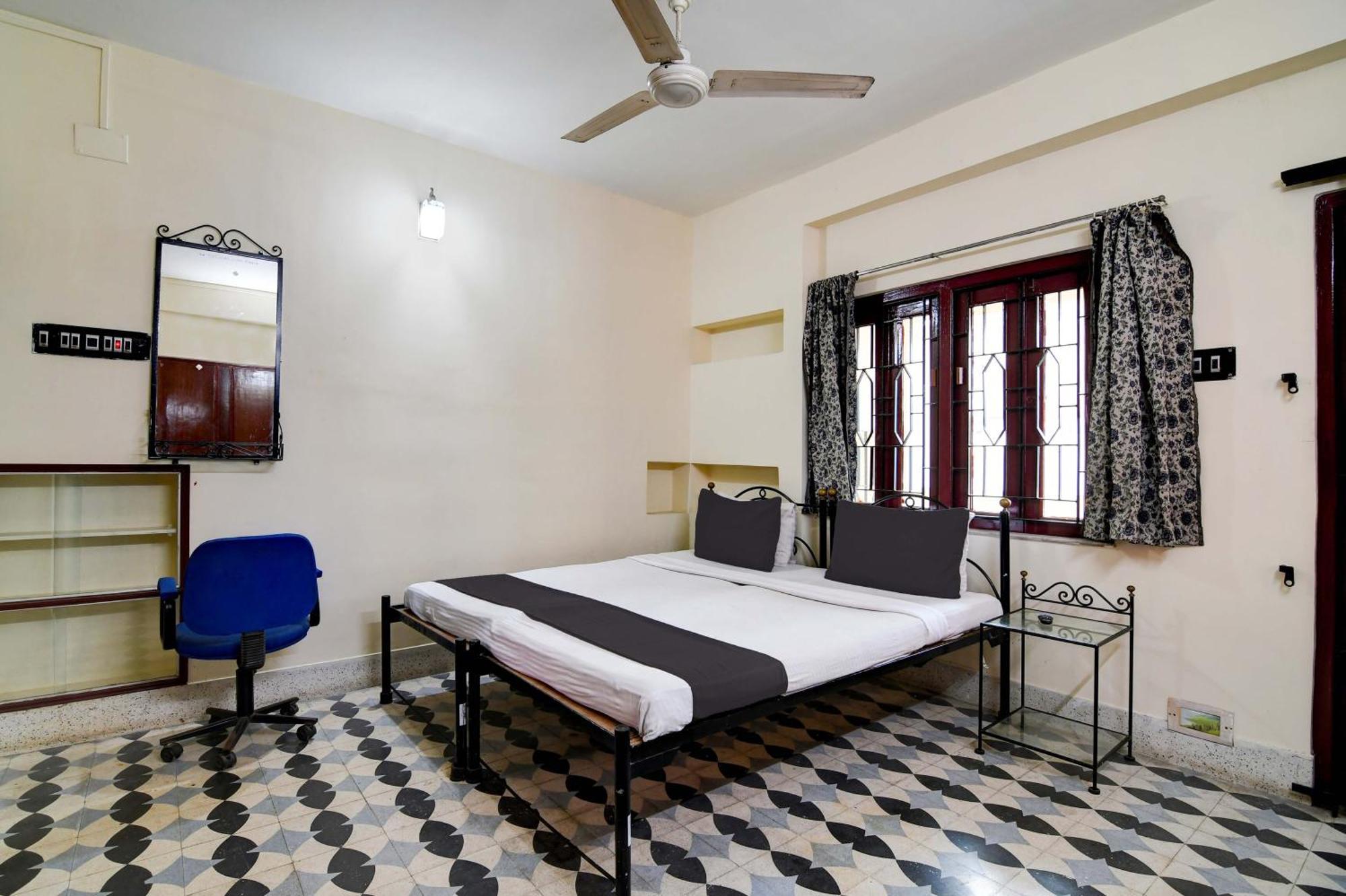 Oyo Simplex Guest House Behala Calcuta Exterior foto