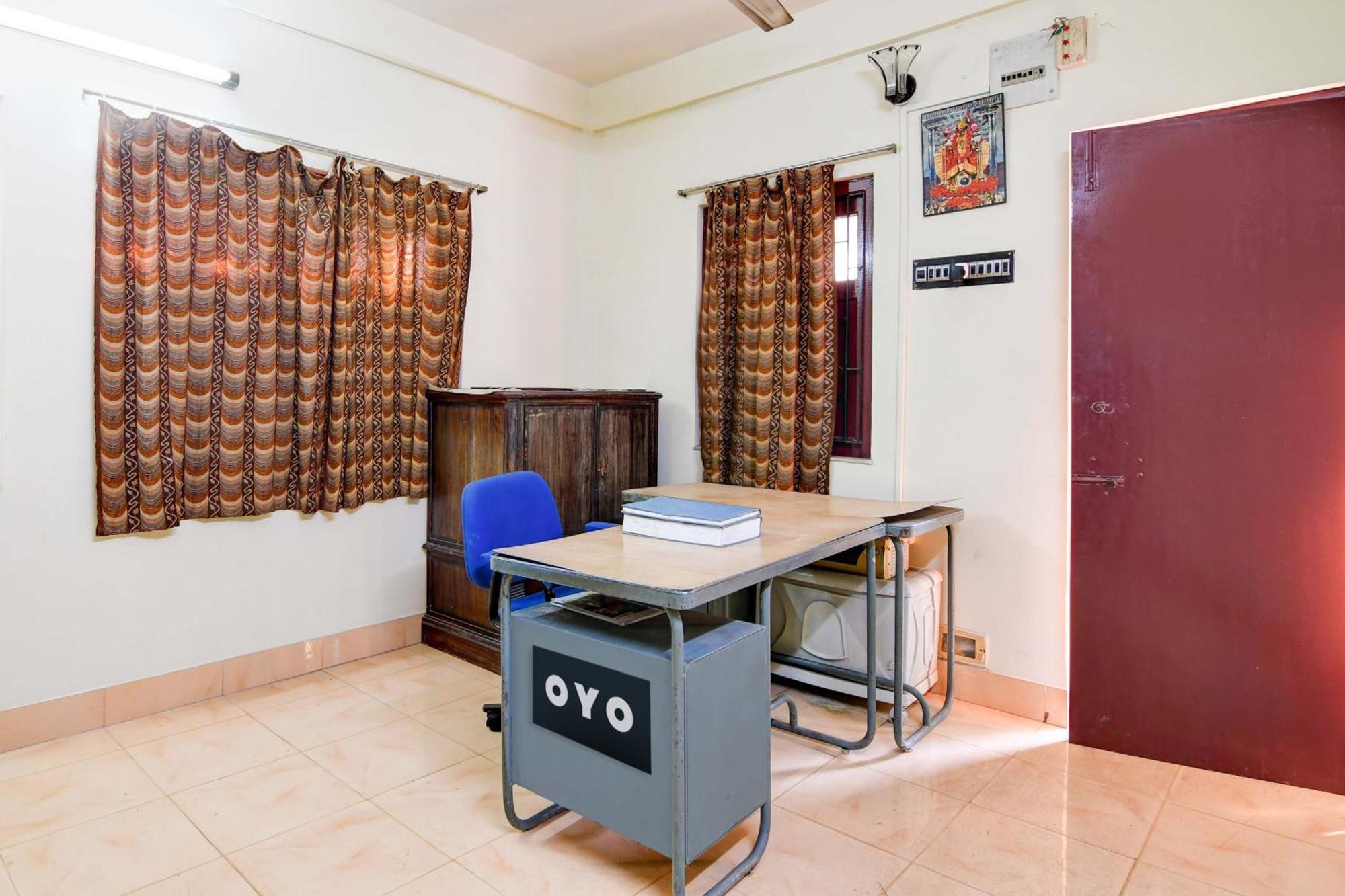 Oyo Simplex Guest House Behala Calcuta Exterior foto