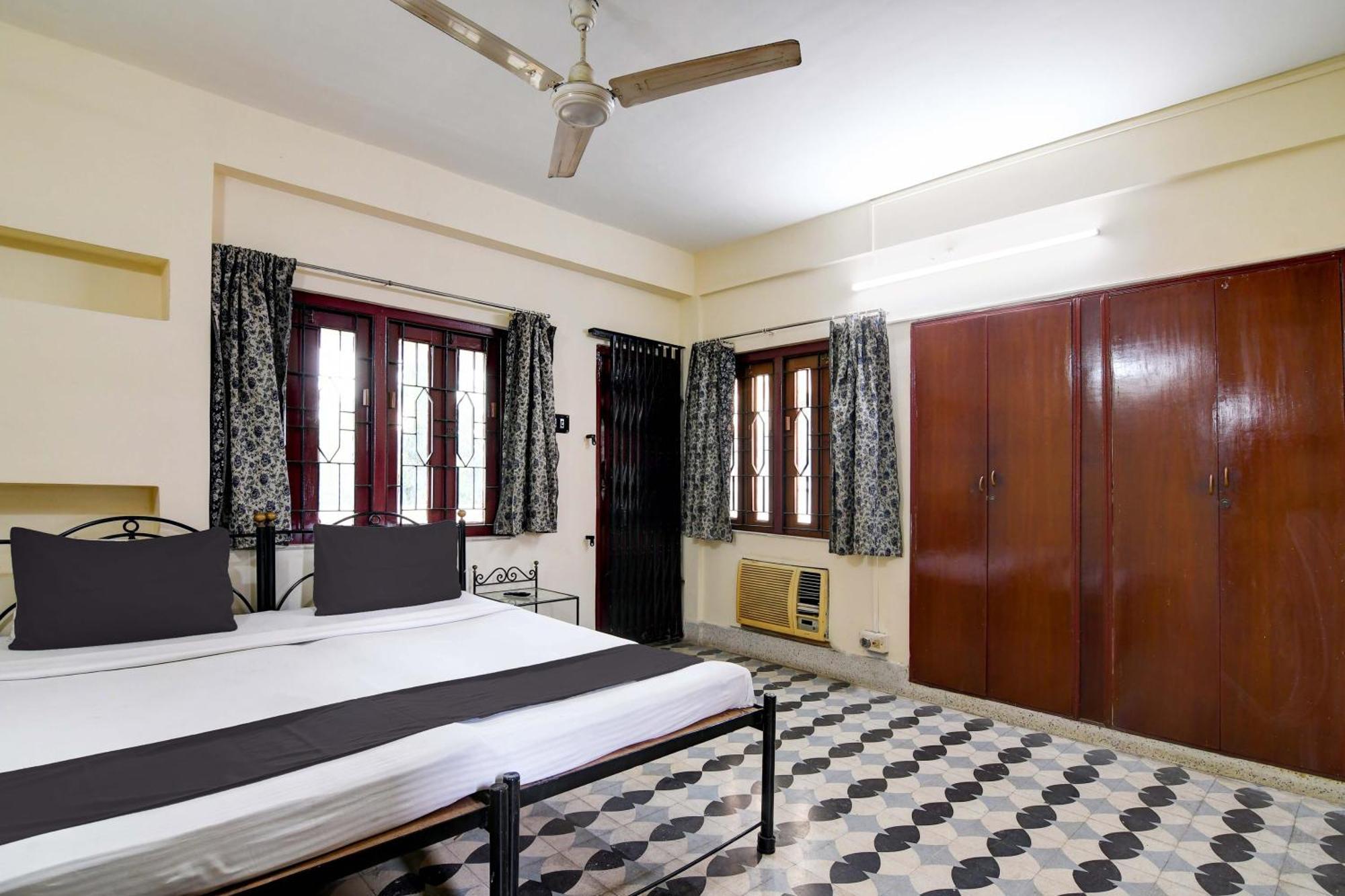 Oyo Simplex Guest House Behala Calcuta Exterior foto